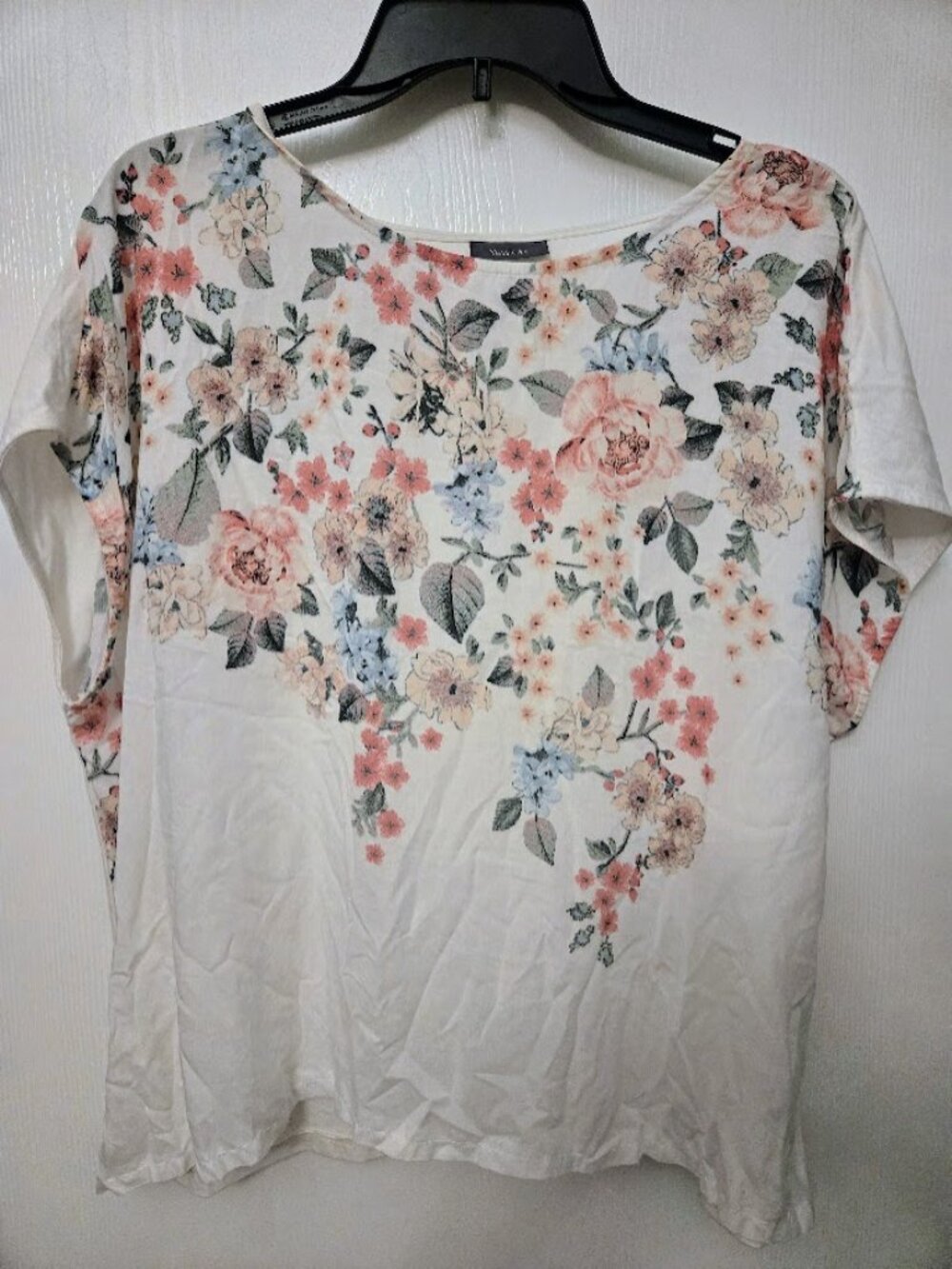 Yessica white‎ floral S/S top Size XL